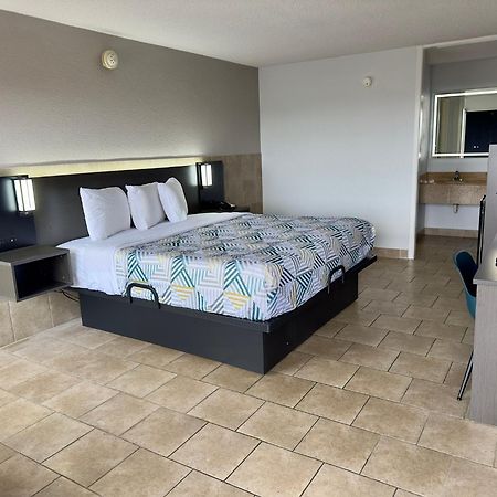 Motel 6 Mesquite, Tx Town East Екстериор снимка